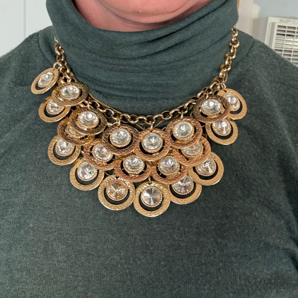 Gold Tone Rhinestone Coin Collar Necklace - Like New!